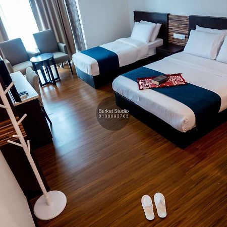 Berkat Studio Hotel Kota Bharu Exterior photo