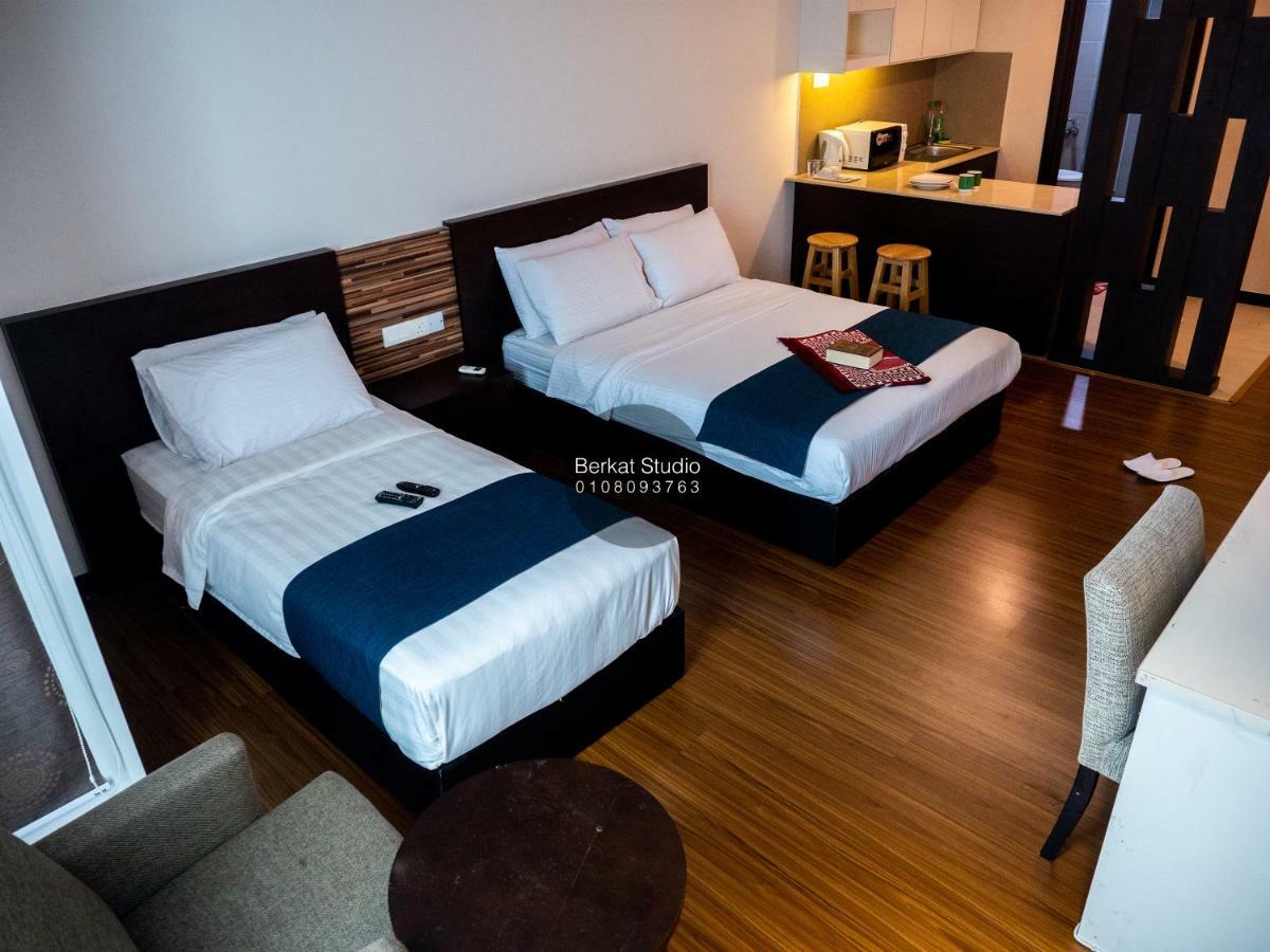 Berkat Studio Hotel Kota Bharu Exterior photo